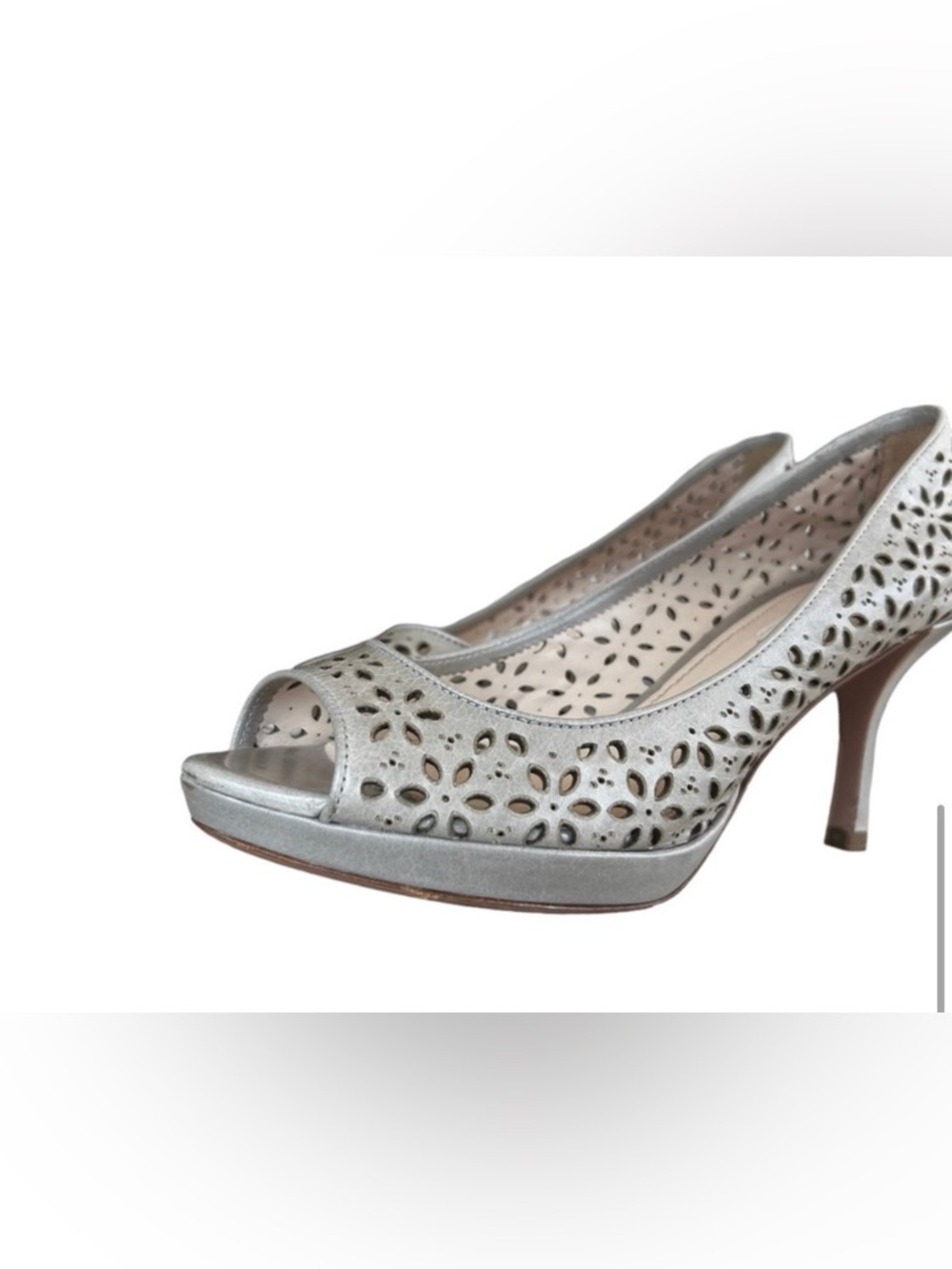 Prada Milano Decolte Powder Perforated Heels Pumps - Picture 5 of 12